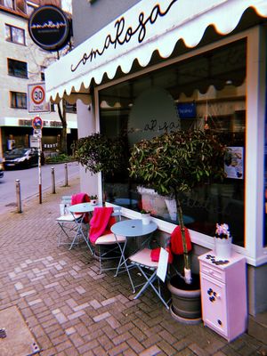 Oma Rosa Café von Außen  at OmaRosa in Dortmund
