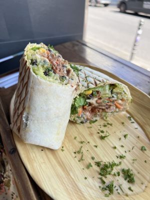 White Smoked Vegan Burrito  at Rich 'N Greens in Cologne
