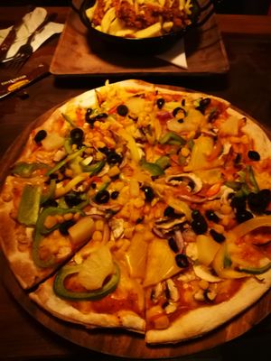 Vegan Pizza at Robs Ranch House in Killarney