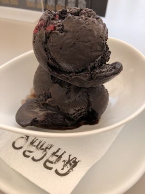 Dark chocolate at Kavarna Cacao in Ljubljana