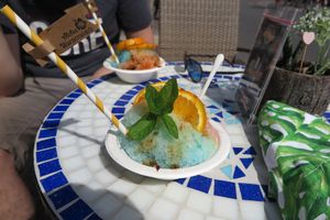 Shave Ice Regenbogen at Aloha Warnemünde in Rostock