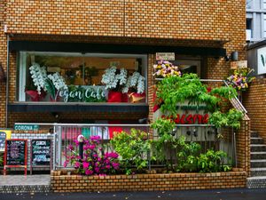 Location from the outside at Swell Bowls in Tokyo