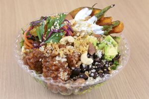 Swell Deli Bowl at Swell Bowls in Tokyo