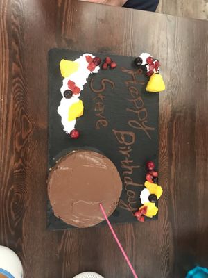 Lovely cake for my father’s birthday  at Swell Bowls in Tokyo