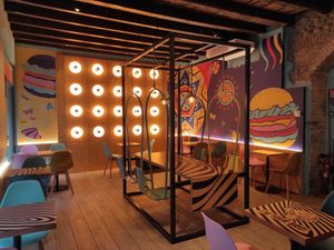 Awesome spaceee at Flower Burger in Bergamo