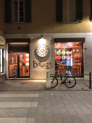 Nice and cosy inside at Flower Burger in Bergamo