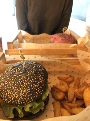 Lunch. at Flower Burger in Bergamo