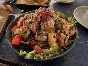 Tofu salad  at Raiz in Sintra
