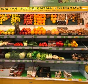 fruit at Country Life Store - Melantrichova in Prague