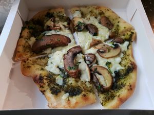 Portobello mushroom pizza at La Farina Tivoni in Tel Aviv