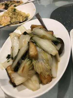 Vegan fish with vegetables at G-Wu in Leeds