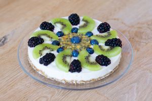 Lemon cheesecake at Banket Yvette in Best