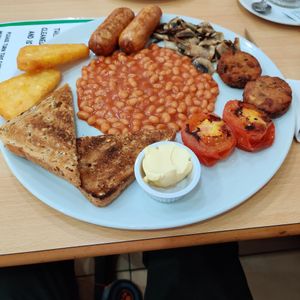 All day vegan breakfast at Toby Jug Cafe in Boscastle