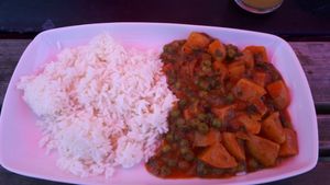 Vegan pea and potato curry at Toby Jug Cafe in Boscastle