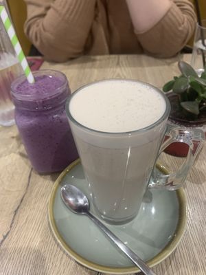 Smoothie and an oat chai  at Wolfox in Leeds