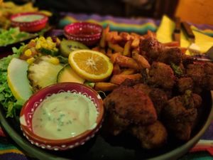 Bloemkoolwings met heerlijke knoflooksaus at El Castillo in Valkenburg