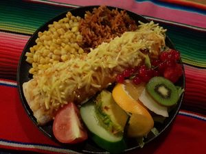 Great Mazatlan met vegan kipstukjes en vegan kaas at El Castillo in Valkenburg