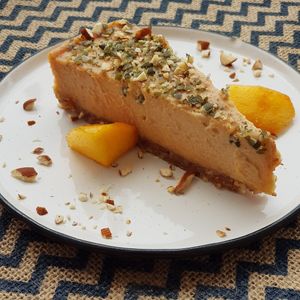 Vegan en glutenvrije cheesecake! at Kirana Cafe in Peniche