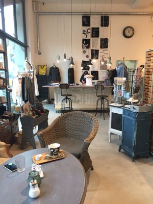 Inside  at 26 Rose Garden in Zurich