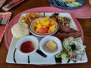 Breakfast at Aroma Coffee Bar in Cahuita