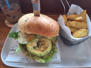 Vegan green burger at Aroma Coffee Bar in Cahuita