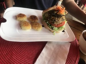 Montaña Burger at Aroma Coffee Bar in Cahuita