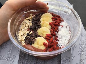 Strawberry cacao açai bowl at Trueberry - Nakameguro in Tokyo