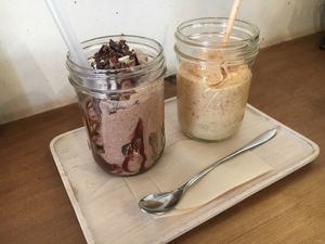 Mine was the whipped raw cocoa smoothie! Delishhh  at Trueberry - Omotesando in Tokyo