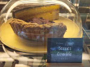 Berries crumble at Slow Bakes in Central Singapore