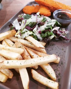  King Oyster Katsu Cutlet Set at Saute-san 素特-さん in Central Singapore