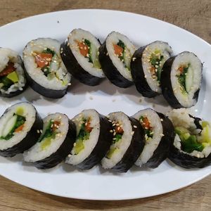 Kimbap .. request to replace mock with spinach at Saute-san 素特-さん in Central Singapore