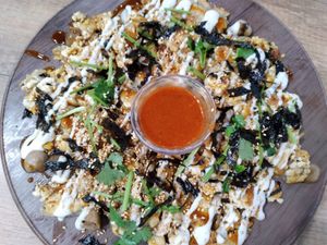 Vegan okonomiyaki orh luak with teriyaki sauce and mayo at Saute-san 素特-さん in Central Singapore