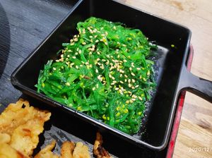 Seasoned Kelp Wakame at Saute-san 素特-さん in Central Singapore