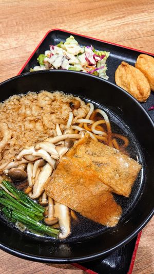 shoyu udon, Inarizushi, salad at Saute-san 素特-さん in Central Singapore