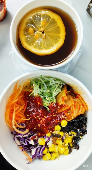C12 - Bibimbap with Hot Lemon Tea (takeaway) at Saute-san 素特-さん in Central Singapore