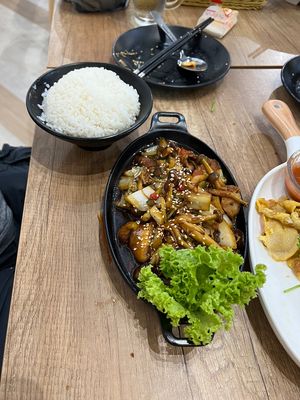 Stir fried teriyaki 3/5  at Saute-san 素特-さん in Central Singapore