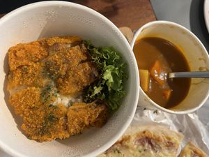 Lion mane cheesy 3/5- curry really lacks seasoning  at Saute-san 素特-さん in Central Singapore