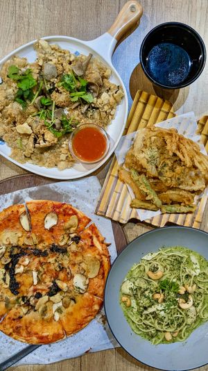  at Saute-san 素特-さん in Central Singapore