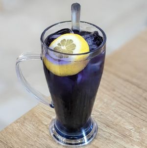 Vegan Iced Lemon Butterfly Blue Pea Flower Drink at Saute-san 素特-さん in Central Singapore