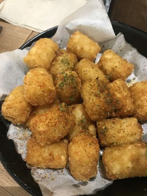 Truffle hashbrown at Saute-san 素特-さん in Central Singapore