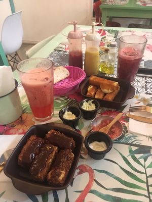 Palitos de queso y tofu bbq at Lazy Vegan in Santiago