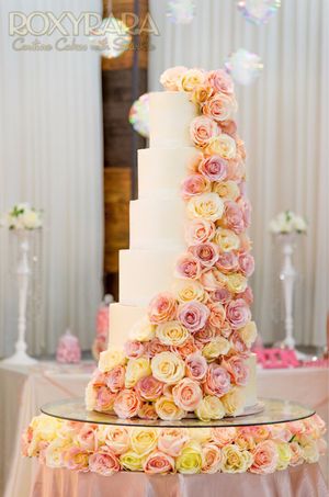 Vegan wedding cakes available to order. at RoxyRara Cakes - Camden in East London