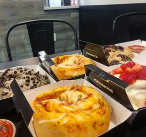 Two girls, five rolls at Cinnaholic in San Jose