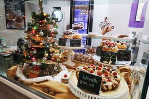 Amazing vegan stuff at Cinnaholic in San Jose