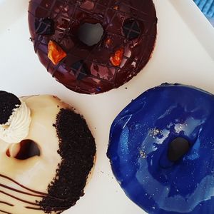 Mmm doughnuts at Flour of Life Bakery in Helensvale