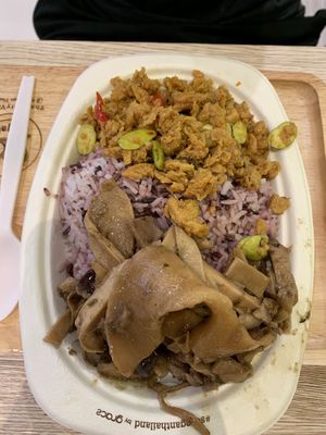 😋 at So​ Vegan in Bangkok