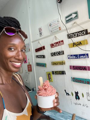@TierraGoesGreen enjoying 🍓passion fruit, a golden Oreo, with coconut milk NICE cream!  at Meows Cream in Tulum