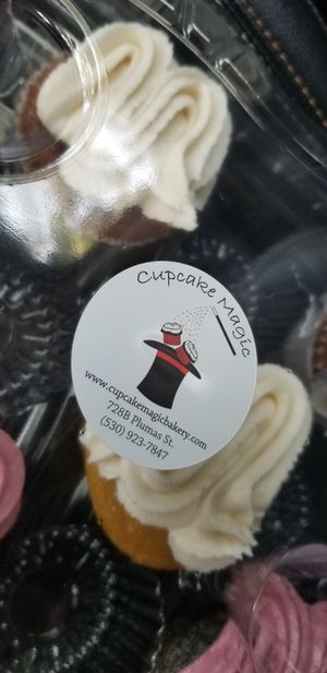 Sticker at Cupcake Magic in Yuba City
