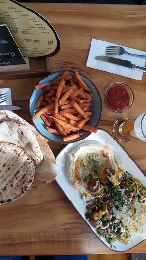 Special & Fries  at Hummus Küch' in Frankfurt