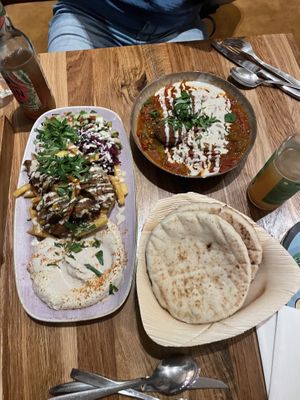 food  at Hummus Küch' in Frankfurt